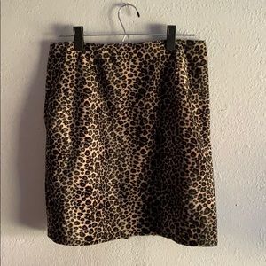 Cheetah print velvet Skirt